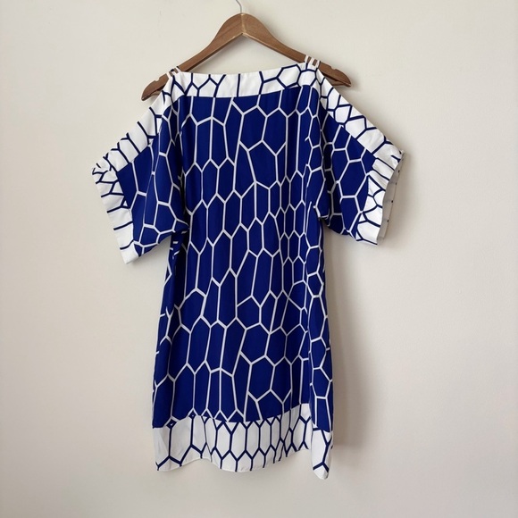 Alice & Trixie Cold Shoulder Silk Dress Small Geometric Print Cocktail - Picture 3 of 6